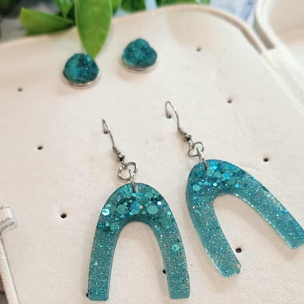 Teal 2pk of Boutique earrings
